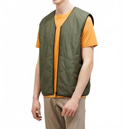 Medium - pine needle/black