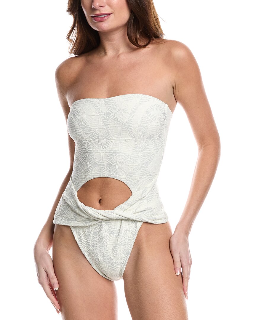 Medium - white
