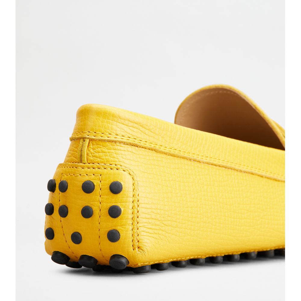 gommino driving shoes in leather