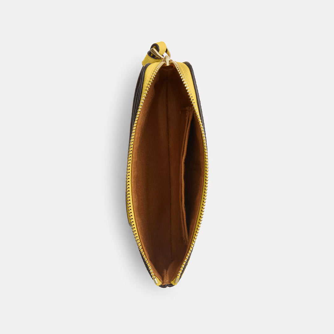 corner zip wristlet