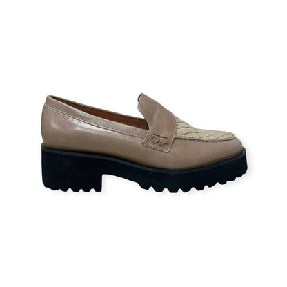 women's woven lady loafer in beige