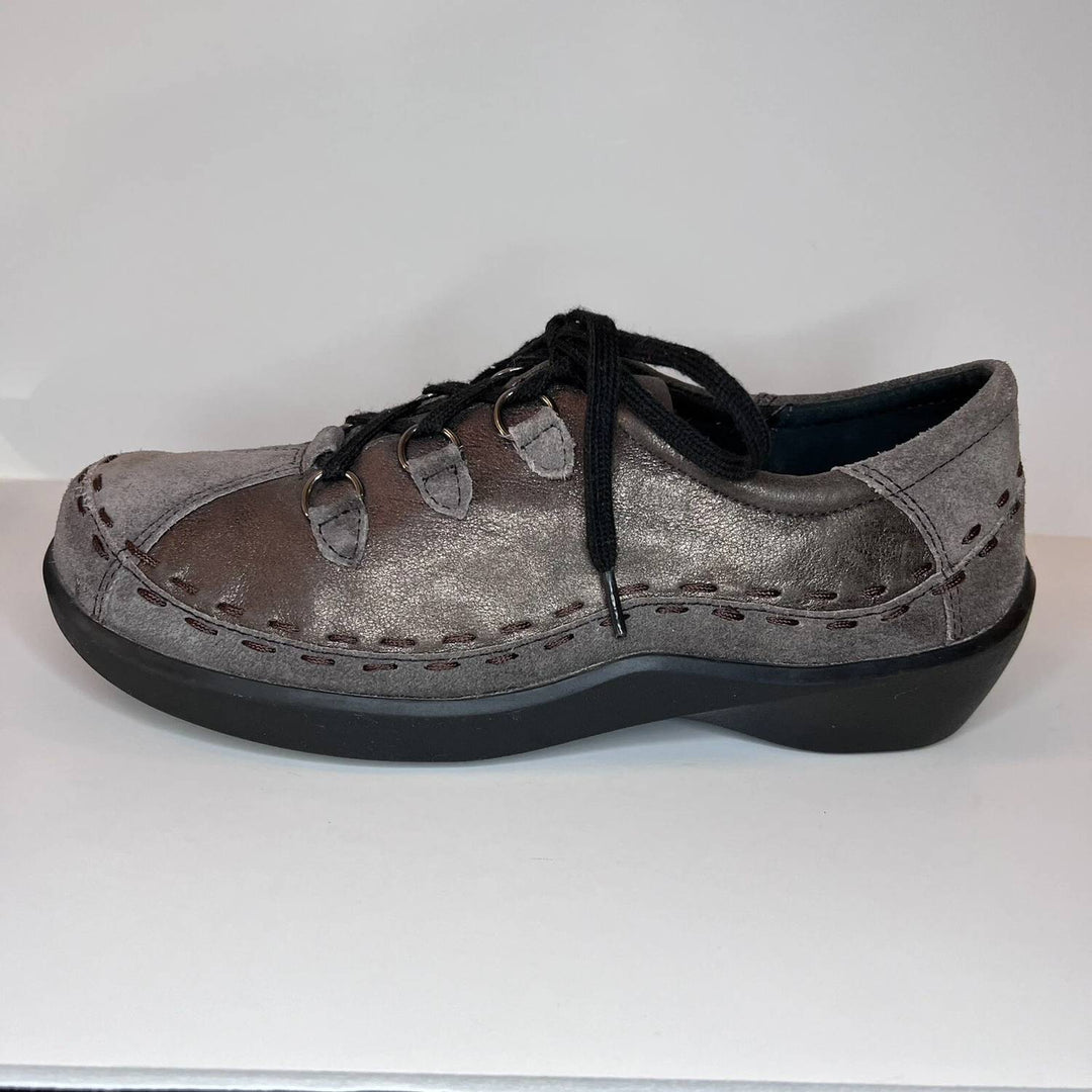 women's allsorts lace shoes in espresso