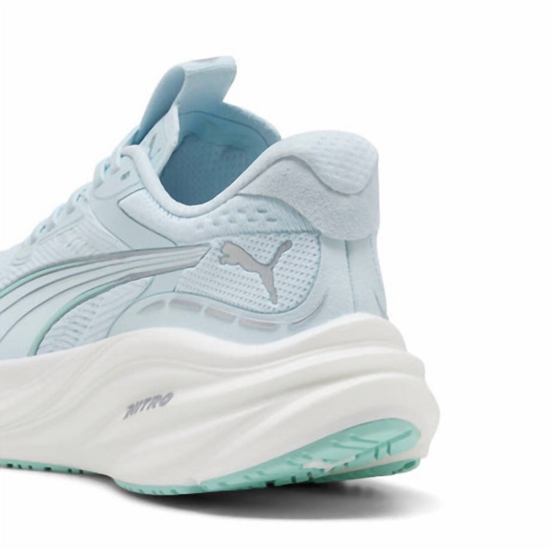 women's magnify nitro 3 running shoes in sea glass/mint melt