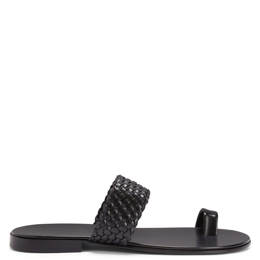 US 7 - black