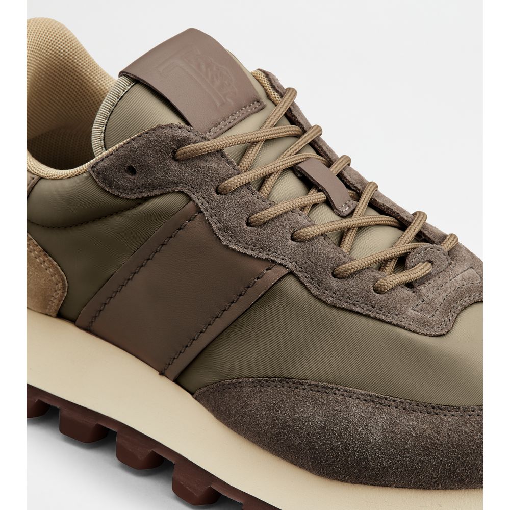 sneakers  1t in suede and fabric