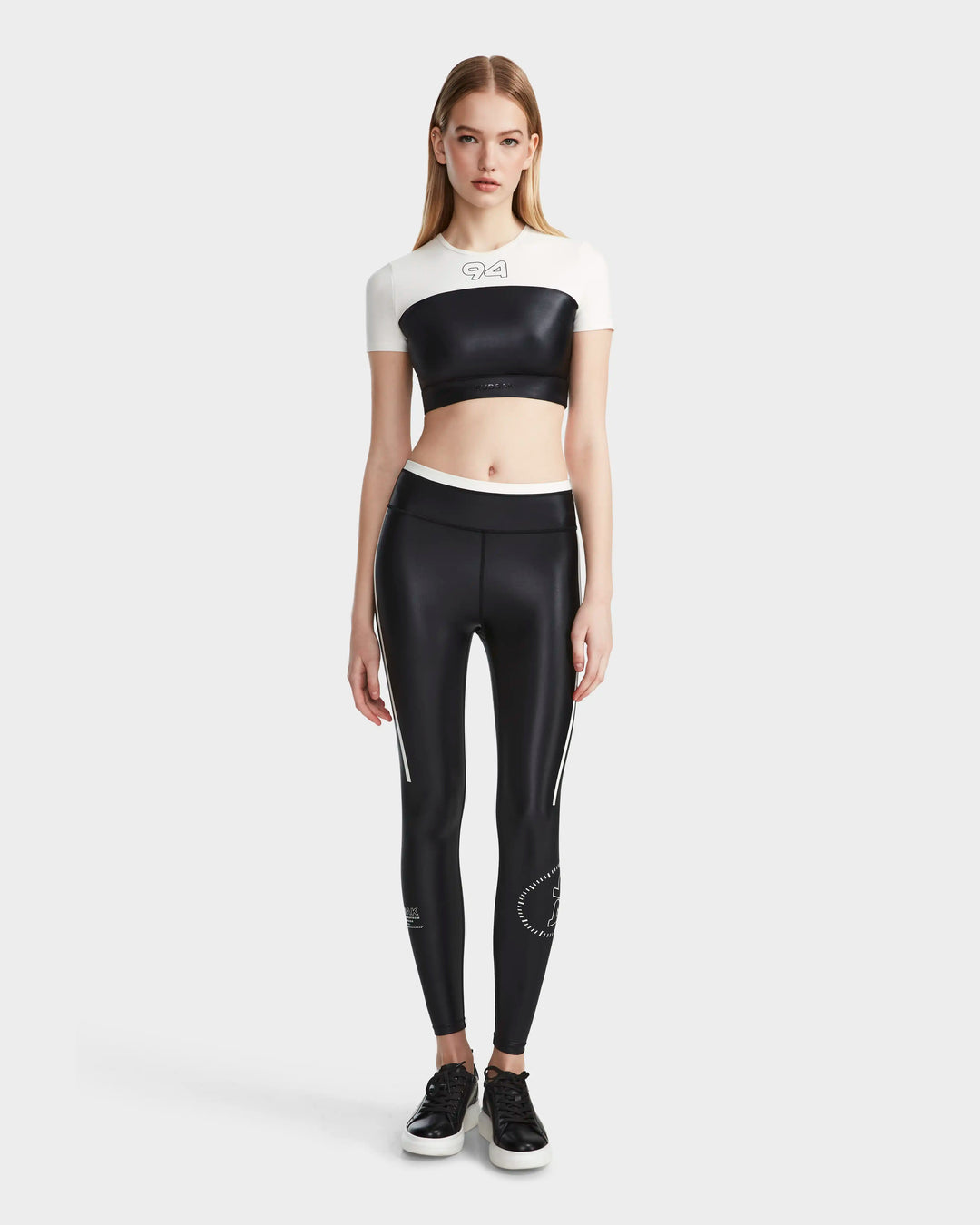 liliane women's active crop top