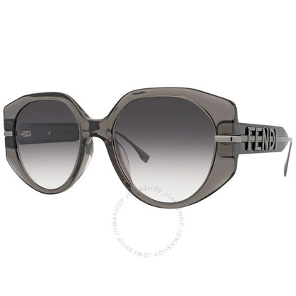 نظارة شمسية نسائية من فندي بتصميم فراشة الدخان المتدرج