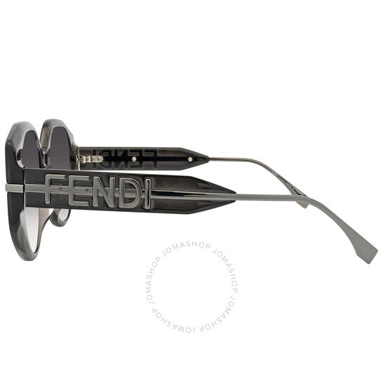 نظارة شمسية نسائية من فندي بتصميم فراشة الدخان المتدرج