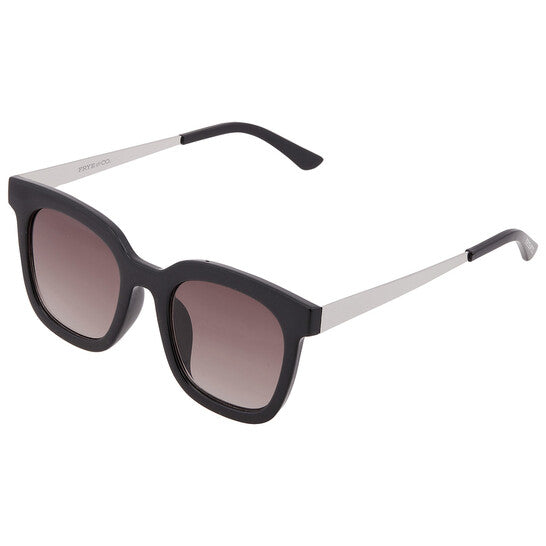 47532FCO001 Smoke Sport Ladies Sunglasses
