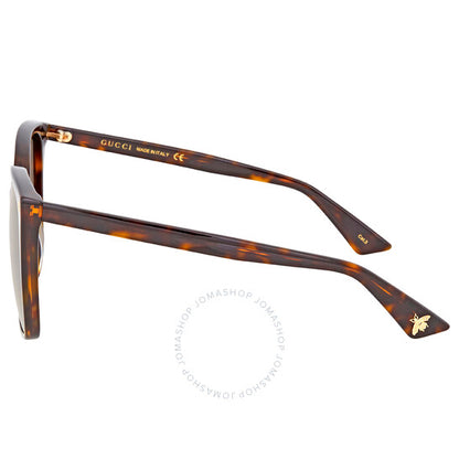 نظارة شمسية نسائية من غوتشي، بتصميم عين القطة باللون البني