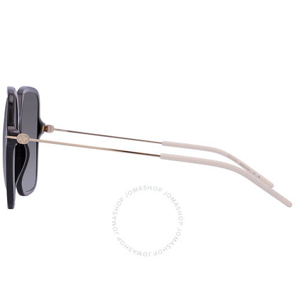 نظارات شمسية نسائية من غوتشي بتصميم فراشة رمادية