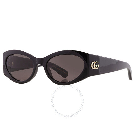 نظارات شمسية نسائية من غوتشي بتصميم عين القطة باللون الرمادي