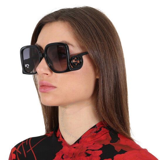 نظارات شمسية نسائية مربعة رمادية متدرجة من جوتشي