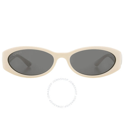 نظارات شمسية نسائية بيضاوية رمادية من غوتشي
