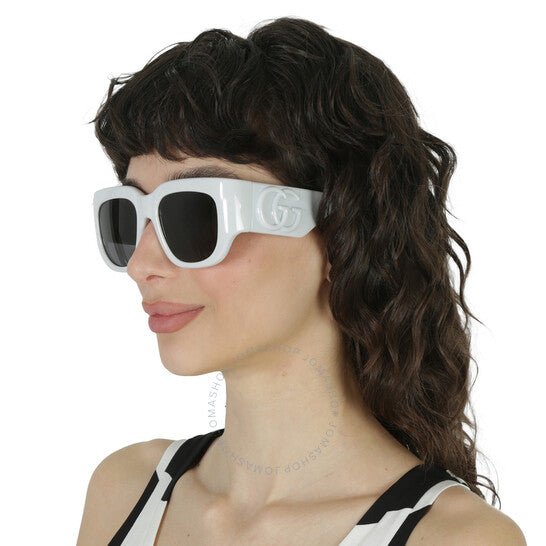 نظارات شمسية مربعة رمادية للنساء من غوتشي