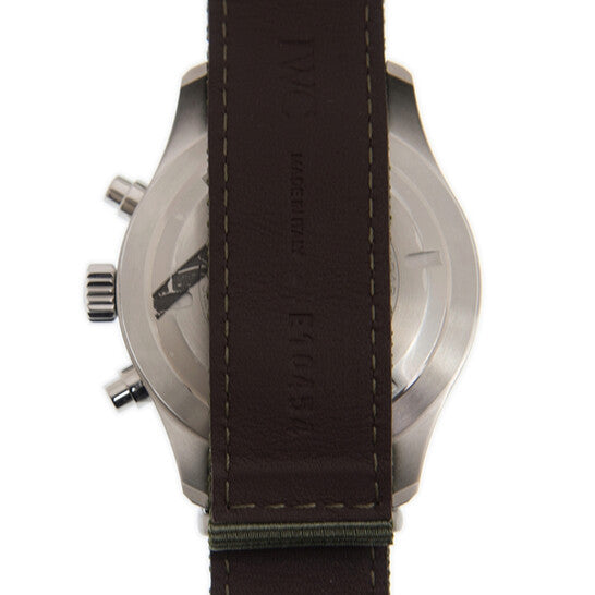 ساعة IWC، بايلوت كرونوغراف أوتوماتيكية للرجال بمينا أسود