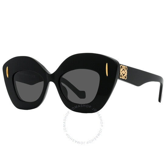 نظارة شمسية نسائية من لويفي بتصميم عين القطة رمادية