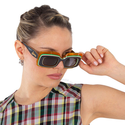 نظارة شمسية نسائية رياضية من لويفي سموك