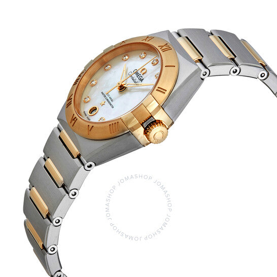 ساعة أوميغا كونستليشن أوتوماتيكية مرصعة بالألماس ومينا فضية للسيدات