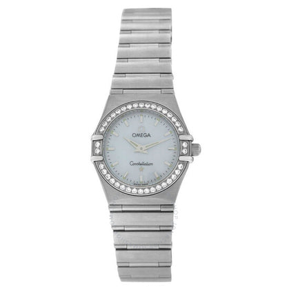 ساعة أوميغا النسائية بمينا من عرق اللؤلؤ