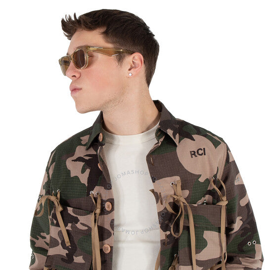 نظارات شمسية رجالية مربعة برونزية من بربري، علبة مفتوحة