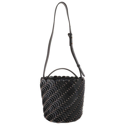 باكو رابان، حقيبة دلو جلدية