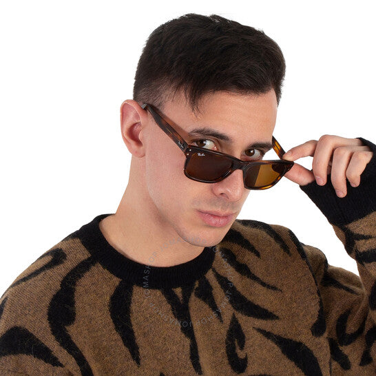 نظارات شمسية رجالية مستطيلة من راي بان، لون بني، من بوربانك