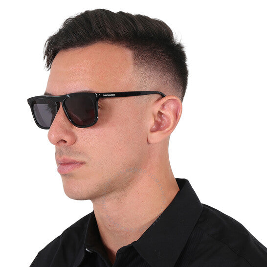 نظارة شمسية رجالية من سان لوران، إطار أسود