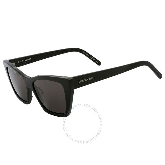 نظارة شمسية نسائية بتصميم عين القطة رمادية من سان لوران