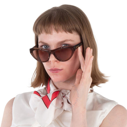 نظارات شمسية نسائية من فيراغامو، سلفاتوري، بنية اللون، بتصميم عين القطة