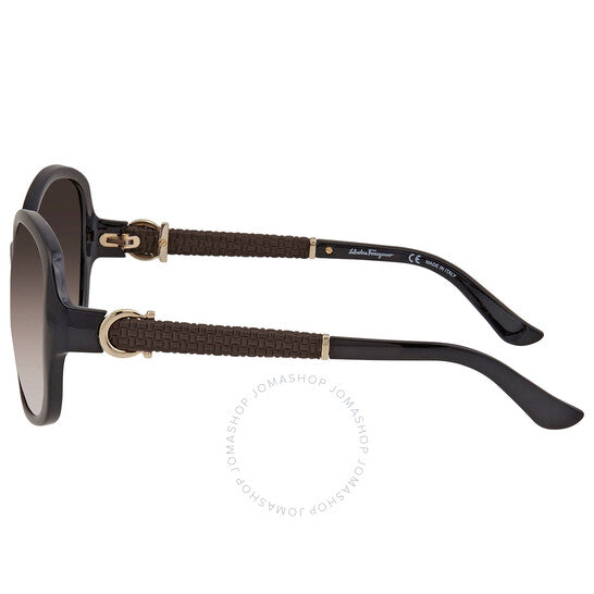 نظارات شمسية نسائية من فيراغامو، سلفاتوري، رمادية متدرجة اللون، بتصميم فراشة