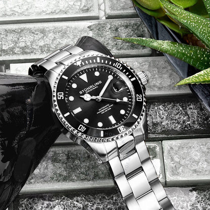 Stuhrling Original, Aquadiver Automatic Black Dial Men's Watch