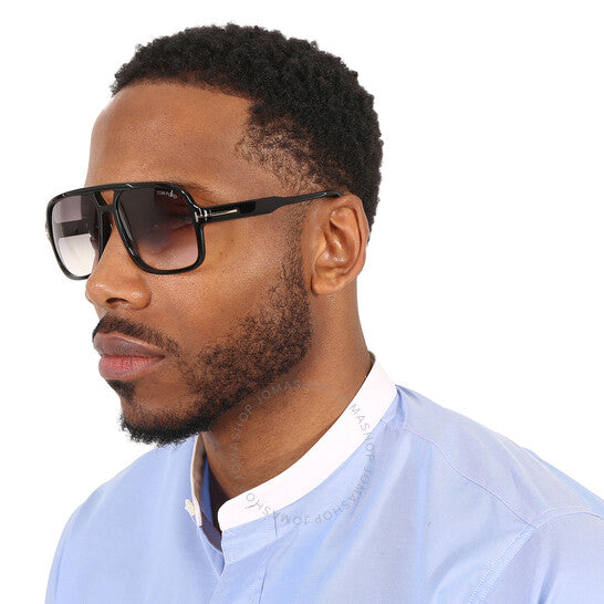 نظارة شمسية توم فورد فالكونر سموكي غرادينت نافيجيتور للرجال