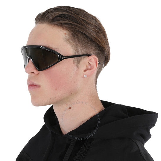 توم فورد، نظارة شمسية لورنا سموك شيلد للرجال