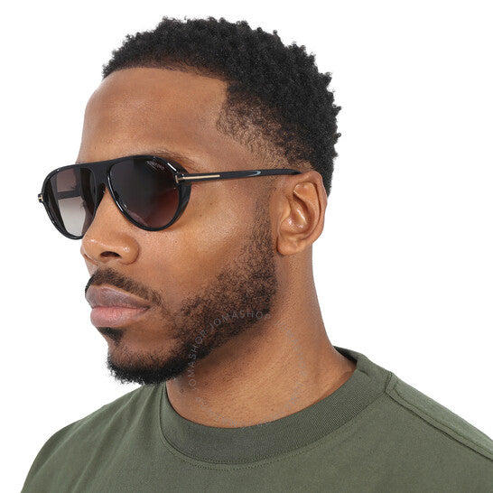 نظارات شمسية توم فورد ماركوس سموك جرادينت بايلوت للرجال