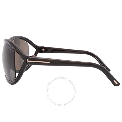 نظارات شمسية نسائية من توم فورد، بتصميم دخاني