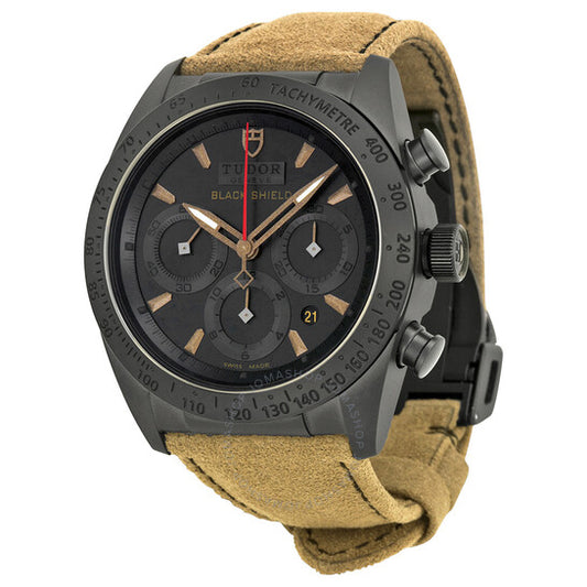 ساعة تيودور فاسترايدر بلاك شيلد للرجال بمينا أسود وحزام من الألكانتارا 42000CN-ALCANTARA