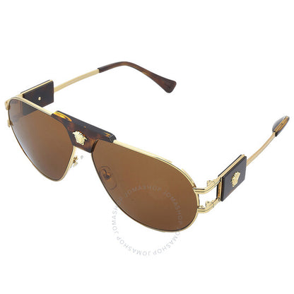 نظارة شمسية رجالية من فيرساتشي، باللون البني