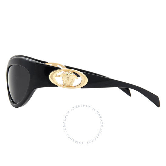 نظارة شمسية نسائية بتصميم عين القطة باللون الرمادي الداكن من فيرساتشي