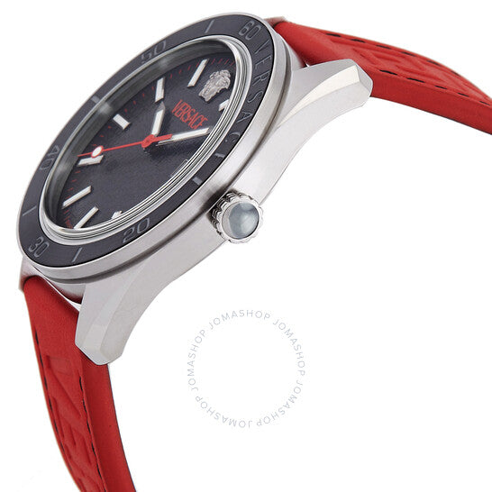 ساعة فيرساتشي V-Dome كوارتز للرجال بمينا أسود