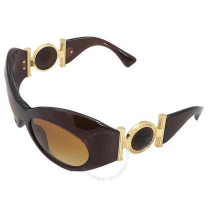 نظارة شمسية نسائية من فيرساتشي، لون أصفر متدرج بني، بتصميم غير منتظم